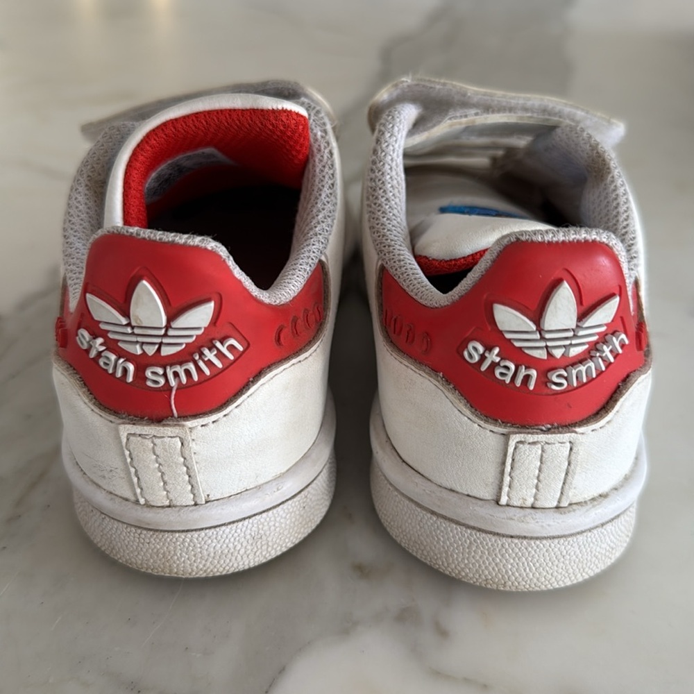 Adidas Kids Stan Smith x Lego White and Red Shoes Size 10.5 - Picture 2 of 8